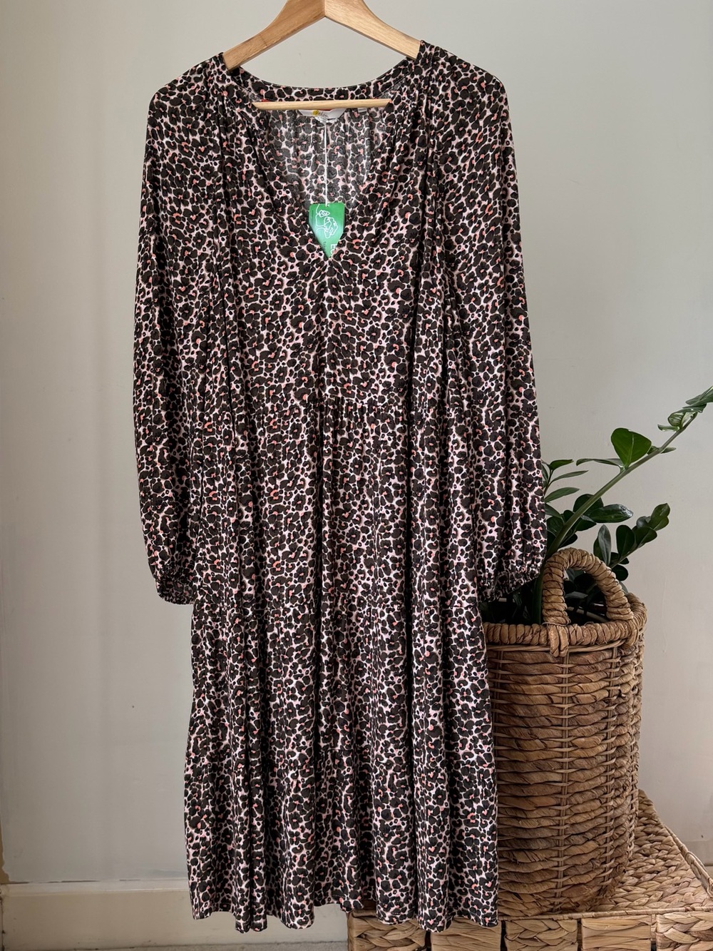 NWT Women's BODEN Viscose Brown Pink Floral Animal Print Size 14L 14 Long NEW